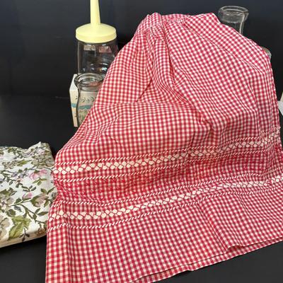 LOT 107: Vintage Milk Bottles: Haines, Jersey Local, McGills, MCM Carafes, Glass Double Boiler, Wooden Rolling Pin, Tin Recipes Boxes...