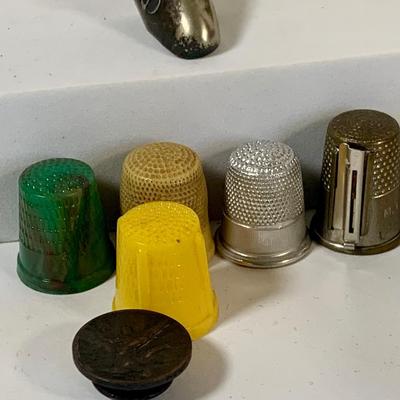 LOT 137: Collection of Vintage Sewing Notions Including Scissors, Thread, Thimbles, Pins, Needles and a Vintage Sears Electric Scissors...