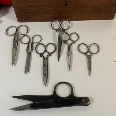 LOT 137: Collection of Vintage Sewing Notions Including Scissors, Thread, Thimbles, Pins, Needles and a Vintage Sears Electric Scissors...