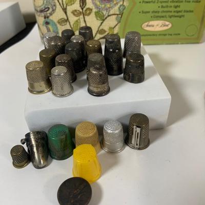 LOT 137: Collection of Vintage Sewing Notions Including Scissors, Thread, Thimbles, Pins, Needles and a Vintage Sears Electric Scissors...