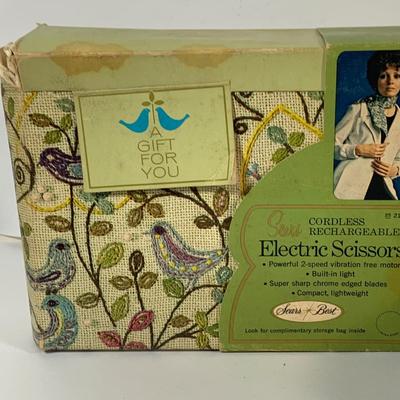 LOT 137: Collection of Vintage Sewing Notions Including Scissors, Thread, Thimbles, Pins, Needles and a Vintage Sears Electric Scissors...