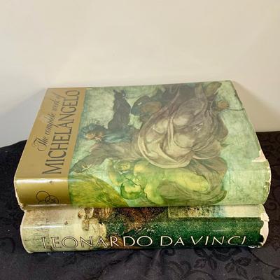 LOT 139: Set of Two (2) Large Coffee Table Books - The Complete Works of Michelangelo and Leonardo Da Vinci