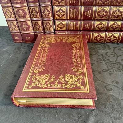 LOT 143: John James Audubon The American Wildlife Heritage 14 Volumes - Numbered First Edition Set