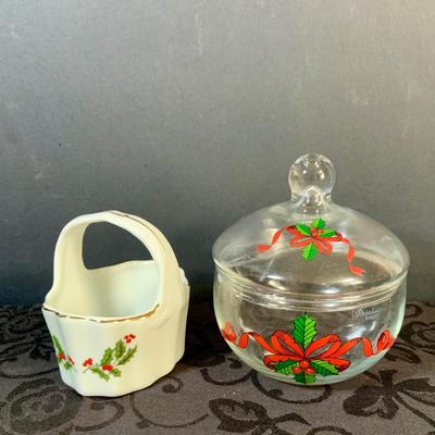 LOT 148: Vintage Christmas - Set of Eight (8) Candlelit 12 oz Tumblers In Original Box, Christmas Plates and More