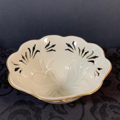 LOT 157: Collection of Lenox Vases, Special Edition Wildflower Candle Stick Holders, Three Section Leaf Bowl and Pierced Westbury Bowl