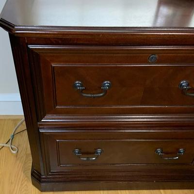 LOT 162: Wood Filing Cabinet with Two (2) Drawers Full of File Folders and a Asian Inspired Table Lamp