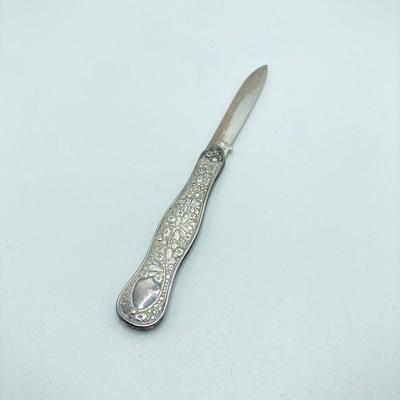 LOT 179: Collection of Vintage Ornate Folding Pen Knives - Marked 750 and Hallmarked Styles Included