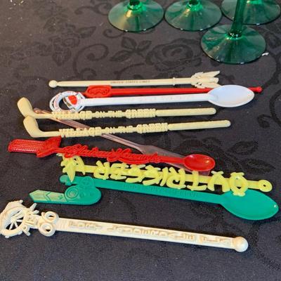 LOT 192: Vintage Bar Collection Including Cordial Glasses, Park Sherman Style Liquor Dispenser, Art Glass Carafe and More
