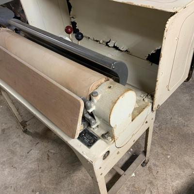 LOT 194: Vintage Conlon Cloth Mangle Iron/ Presser in Case