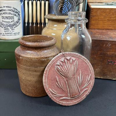 LOT 200: Wooden Recipe Holders, Dundee Marmalade Crock & Others, Strawbridge & Clothier Knife Set made by Sheffield England,...