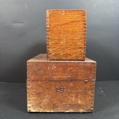 LOT 200: Wooden Recipe Holders, Dundee Marmalade Crock & Others, Strawbridge & Clothier Knife Set made by Sheffield England,...