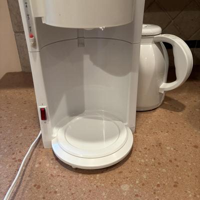 LOT 204: Breakfast Time: Villaware Waffle Iron, Gevalia Coffee Maker (KA-865MW) w/NIP Filters, Copco Tea Pot