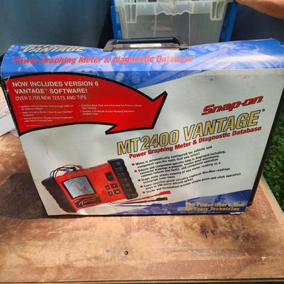 Snap on MT 2400 Vantage Power Graphing Meter & Diagnostic Database
