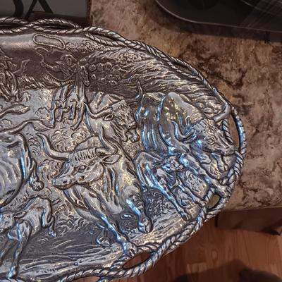 ARTHUR COURT PEWTER PLATE, CUTLERY, POT HOLDERS AND HOT PLATES