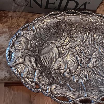ARTHUR COURT PEWTER PLATE, CUTLERY, POT HOLDERS AND HOT PLATES