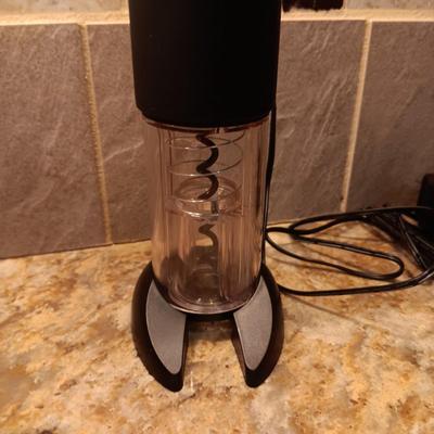 KITCHEN SCALE, ELECTRIC CORK SCREW, APPLE PEELER AND MORE