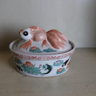 Vintage Koi Fish Casserole Oval Baking Dish with Lid