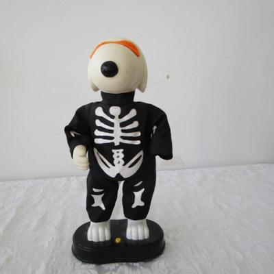 Sale Photo Thumbnail #365: 14" with stand, takes 4 AA batteries not included, see pictures