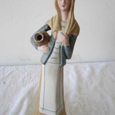 Sale Photo Thumbnail #404: Man & Woman are 13" tall, girl is 11" tall, See pictures