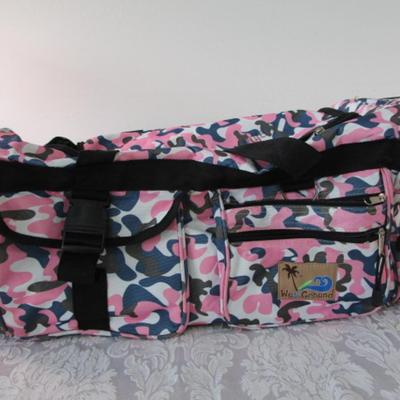 Sale Photo Thumbnail #528: Has side pockets, 2 front zipper pockets 1 front clip pocket, 12" tall x 10-1/4" wide x 23" long