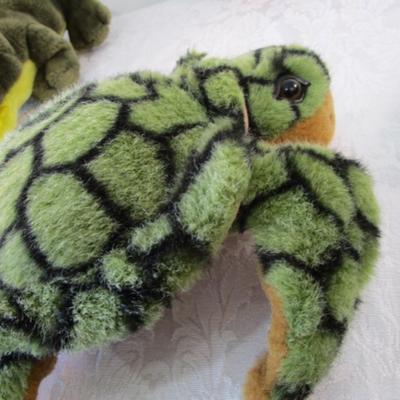 Sale Photo Thumbnail #589: Alligator is a puppet & growls when you squeeze his lower jaw, Glow Worm uses 3 AA batteries not included and face glows, Troll is a cuddle pillow