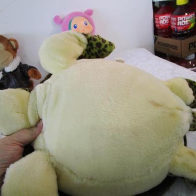 Sale Photo Thumbnail #590: Alligator is a puppet & growls when you squeeze his lower jaw, Glow Worm uses 3 AA batteries not included and face glows, Troll is a cuddle pillow