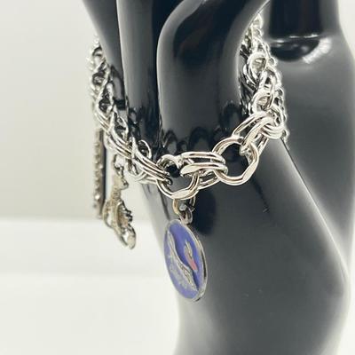 Sale Photo Thumbnail #156