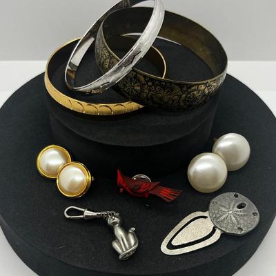 Sale Photo Thumbnail #379