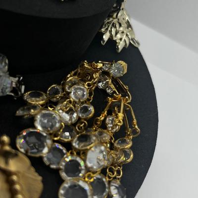 Sale Photo Thumbnail #600
