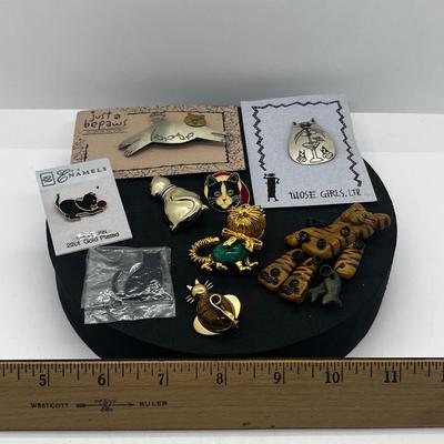 Sale Photo Thumbnail #677