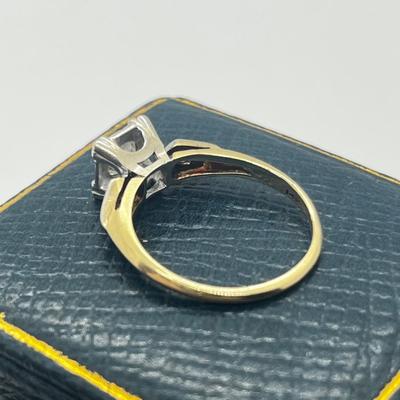 Sale Photo Thumbnail #982