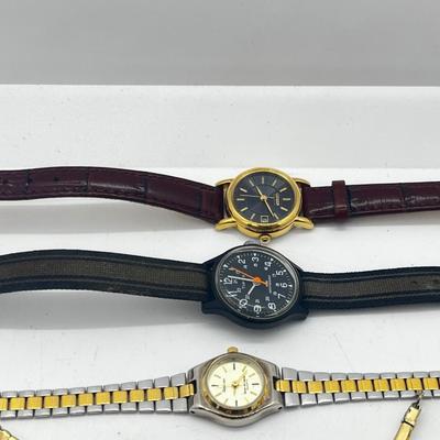 LOT 77: Women's Watch Collection