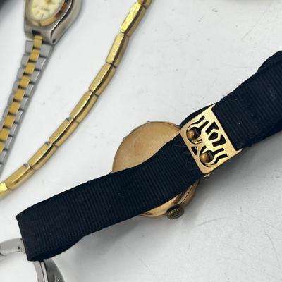 LOT 77: Women's Watch Collection