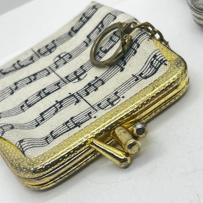 LOT 81: Vintage Coin Purses/Wallets