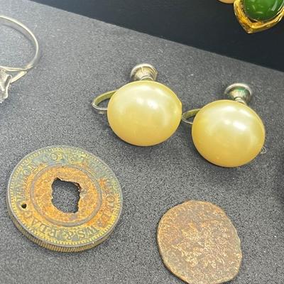 LOT 82: Marvella Simulated Pearl Necklace, Screw Back Pearl Earrings, Bracelet, Pin and More!