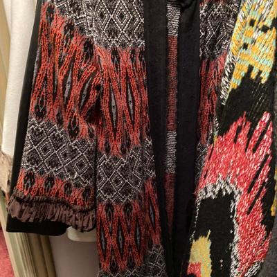 Clothing - Women's Boutique Coats, Tops and Faux Furs Sizes L to 2XL 20 - 30 Items