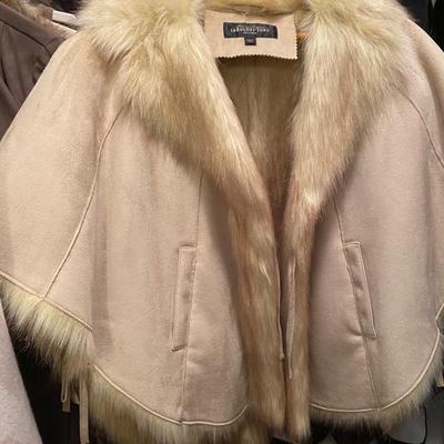 Clothing - Women's Boutique Coats, Tops and Faux Furs 20 - 30 pieces