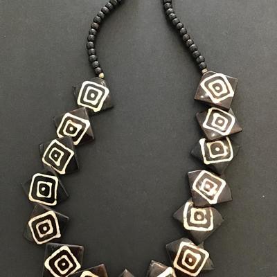 Very nice vintage polished stone type tribal necklace