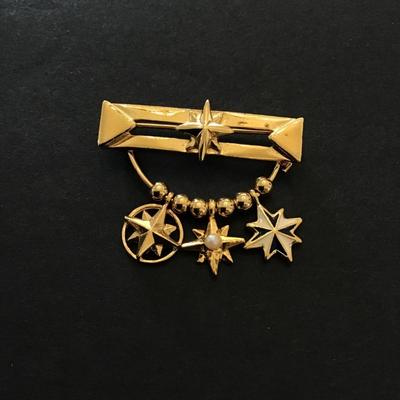 Vintage gold tone, lapel pin