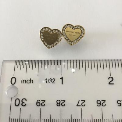 Cute Michael Kors heart stud earrings. Very nice.