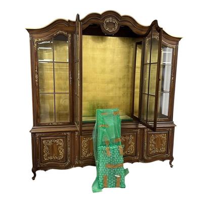 Furniture - Gilt backed china hutch - ready to move !!