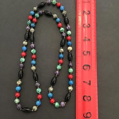 Beautiful, multicolored polished Stones and glass beaded necklace