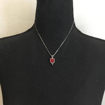 Beautiful new Leah Sophia red gemstone necklace. Very nice very beautiful.