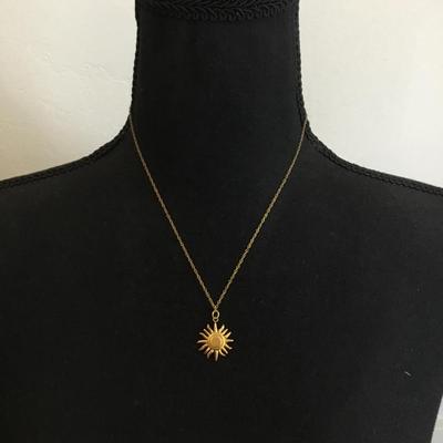 Beautiful sun prya pendant necklace