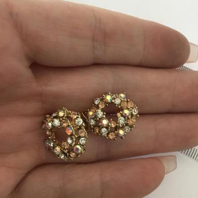 Beautiful, vintage, multicolored crystal stud earrings