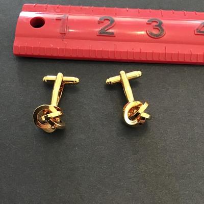 Vintage gold tone, cufflinks