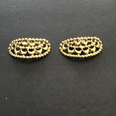 Vintage gold tone , Musi shoe clips