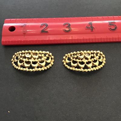 Vintage gold tone , Musi shoe clips