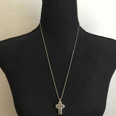 Beautiful vintage Silver-tone cross biblical scripture letter inside