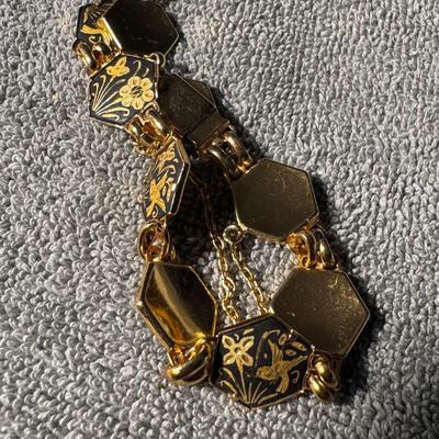 DAMASCENE Toledo Spain, Bird and Flower Link Bracelet with a safety chain.
